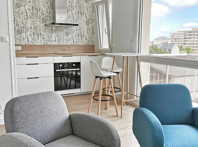 Appartement Lumineux Avec Balcon Et Parking